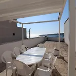Appartamento Fronte Mare Giulia *