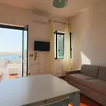 Apartment Fronte Mare Giulia