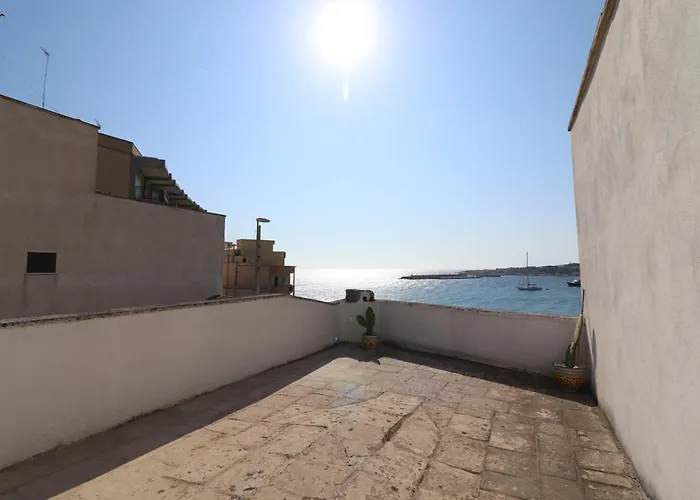 Fronte Mare Giulia *